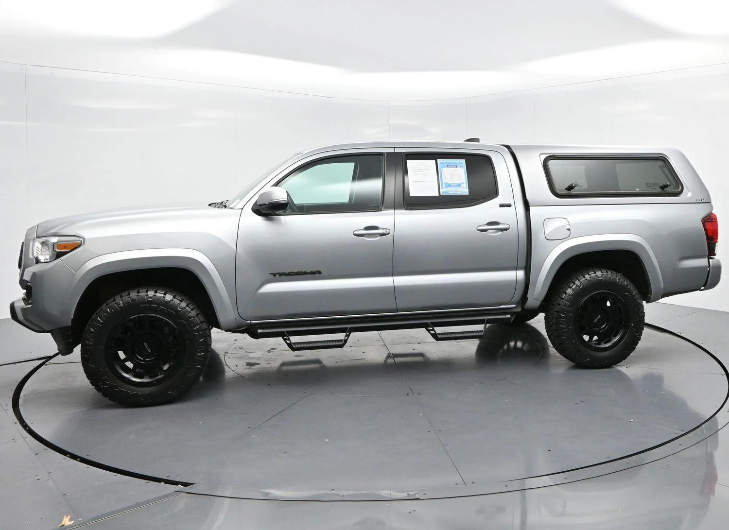 Used 2023 Celestial Silver Metallic Toyota SR5 V6 image 4