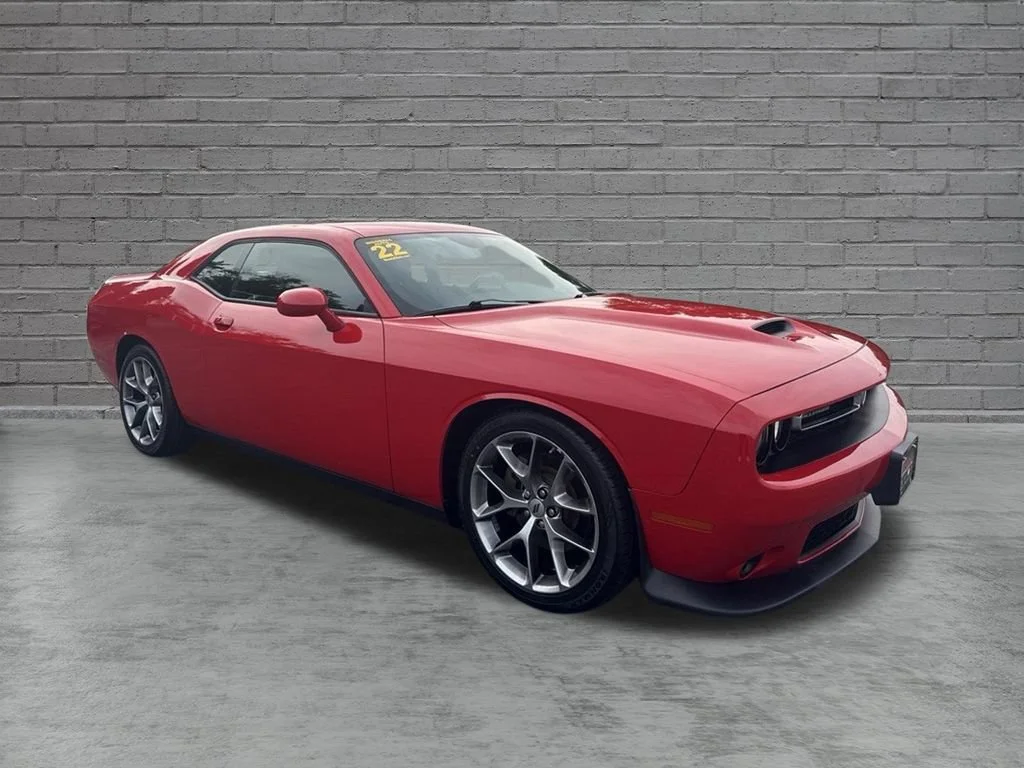 Used 2022 Torred Clearcoat Dodge GT image 1