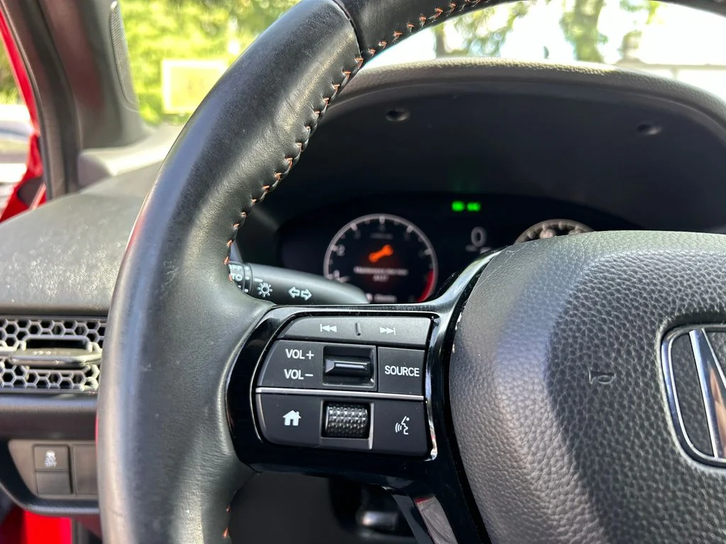 Used 2024  Honda Sport image 12