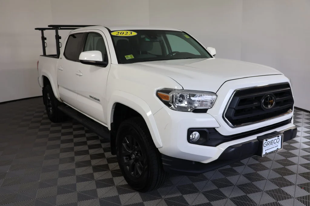 Used 2023 Ice Toyota SR5 image 1