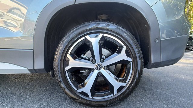 Used 2026 Gray Volkswagen SE image 12