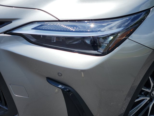 New 2026 Atomic Silver Lexus PREMIUM image 13