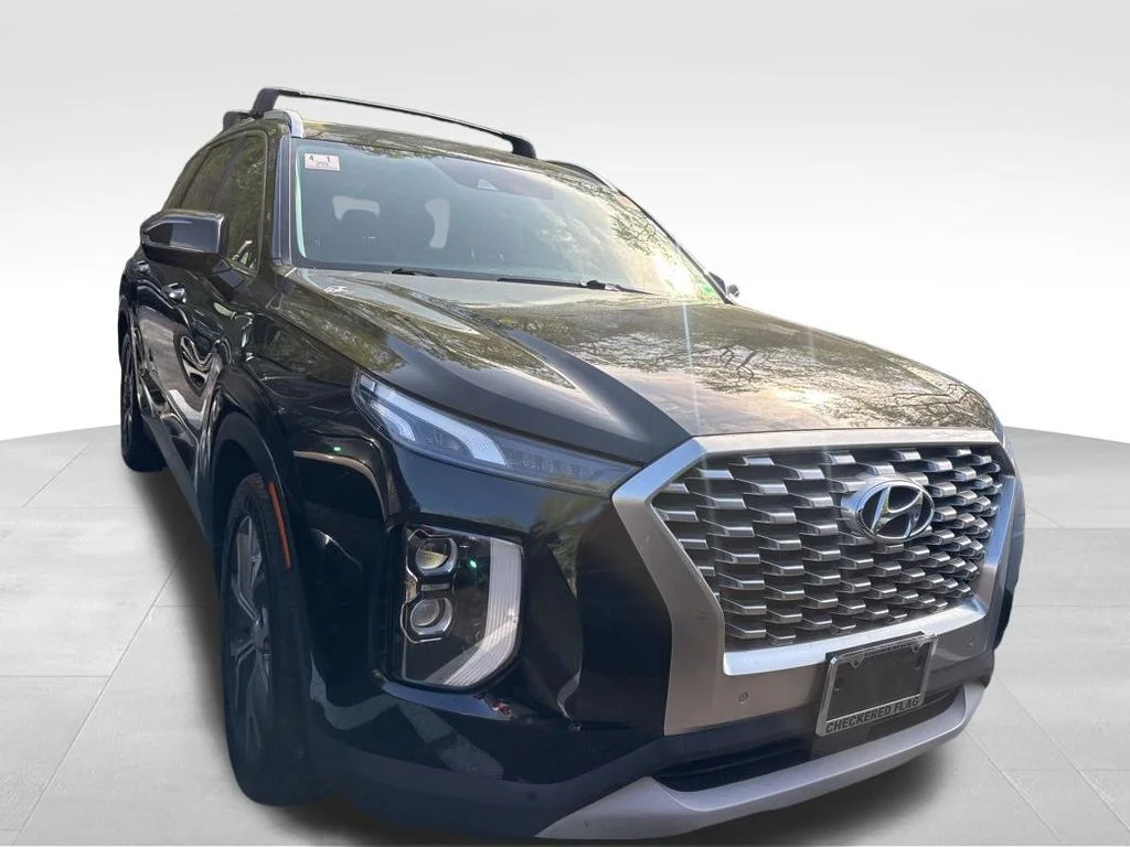 Used 2022 Black Hyundai SEL image 4