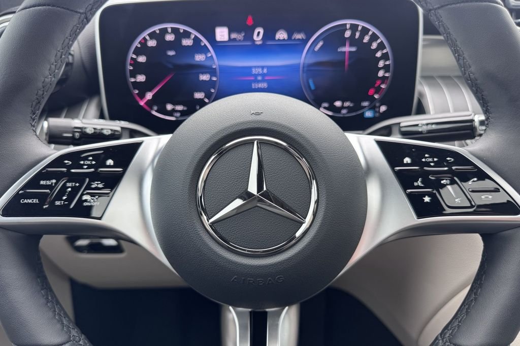 Used 2026 Verde Silver Metallic Mercedes-Benz GLC 350e image 26