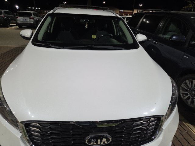 Used 2019 White Kia LX image 4