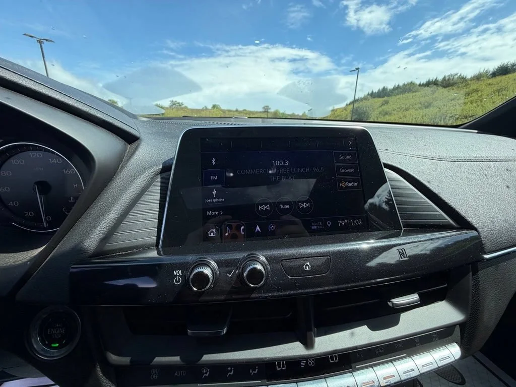 Used 2020 BLACK RAVEN Cadillac Premium Luxury image 26