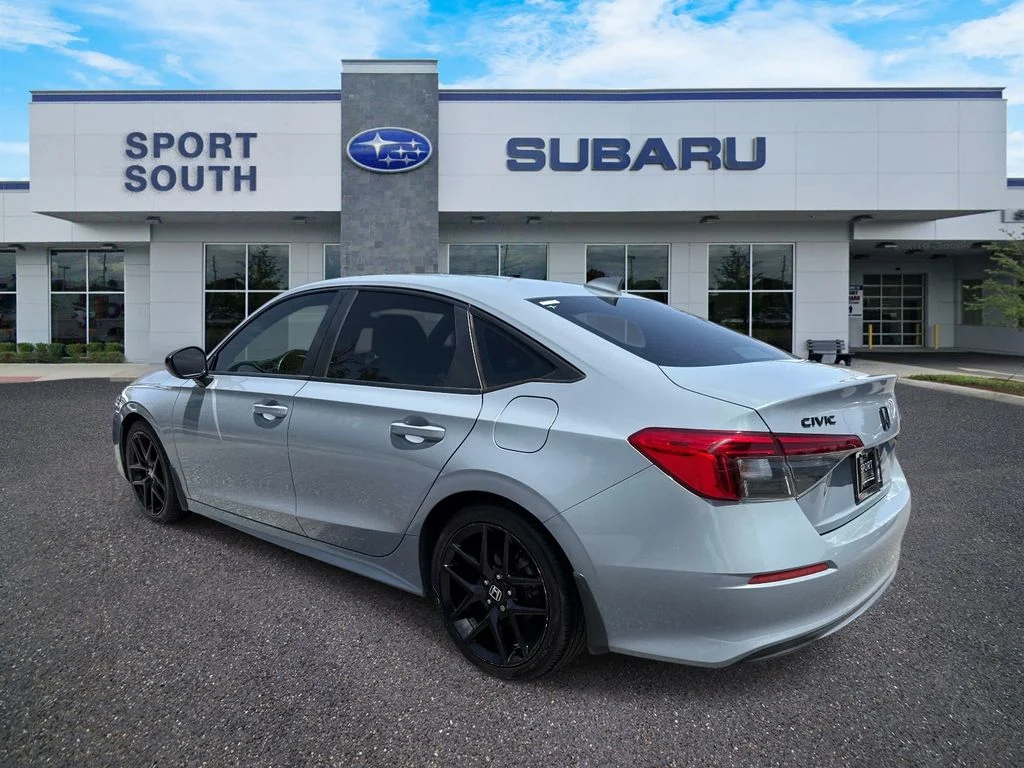 Used 2022  Honda Sport image 5