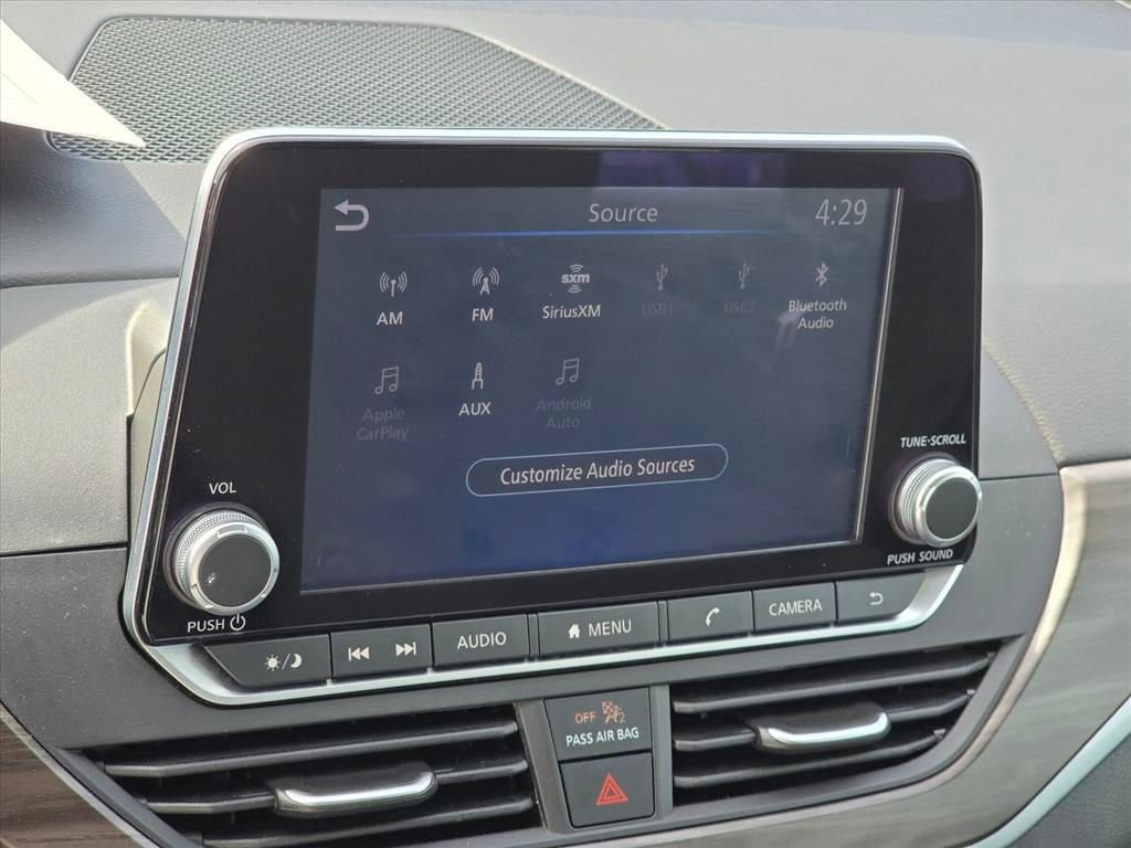 Used 2025 Black Nissan 2.5 SV image 19
