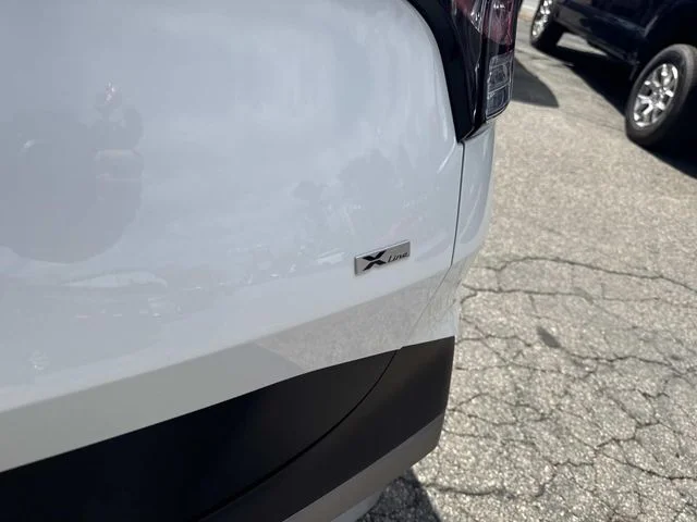 Used 2023 White Kia X-Line image 8