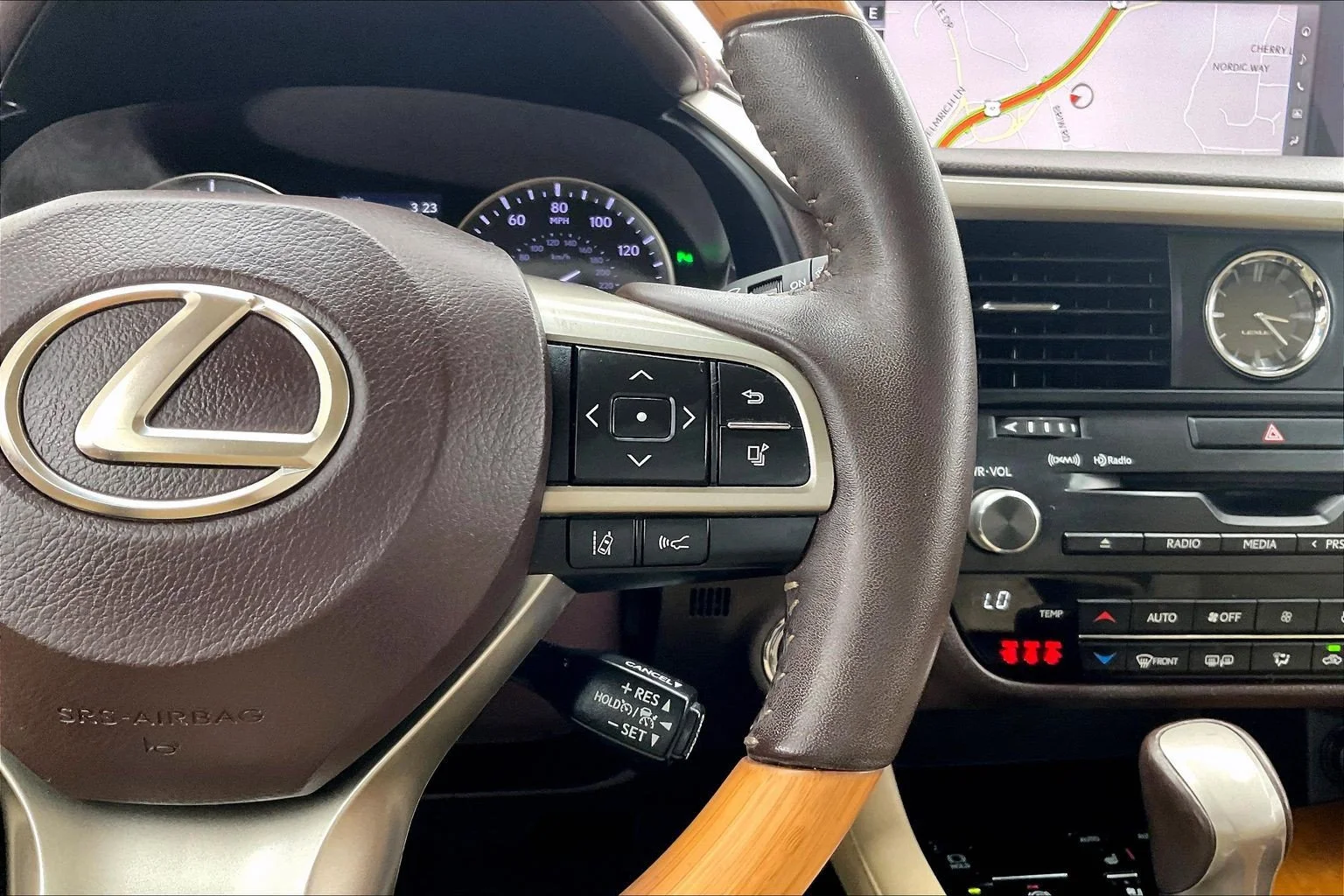 Used 2018 Eminent White Pearl Lexus 450h image 22
