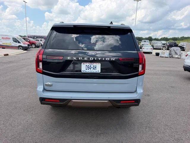 New 2027 Glacier Gray Metallic Tri-Coat Ford King Ranch® image 31