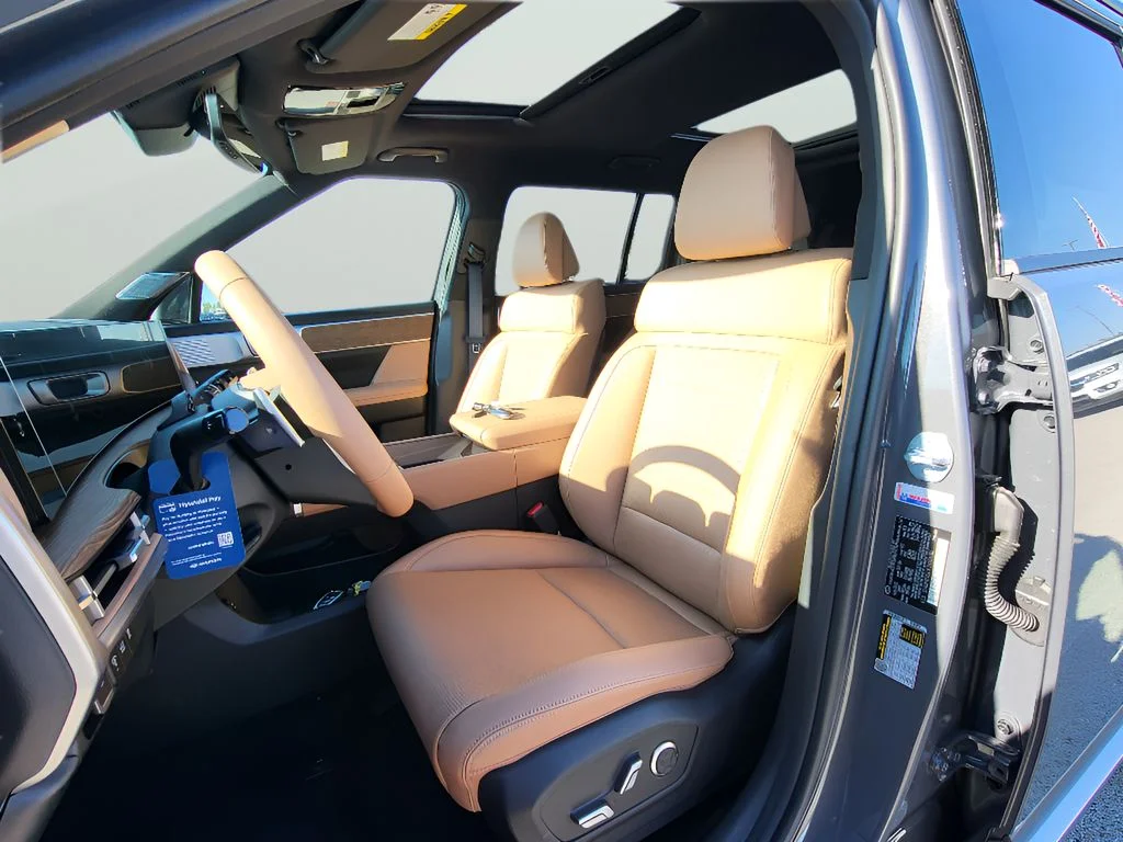 New 2026 Ecotronic Gray Hyundai Limited 6P image 24