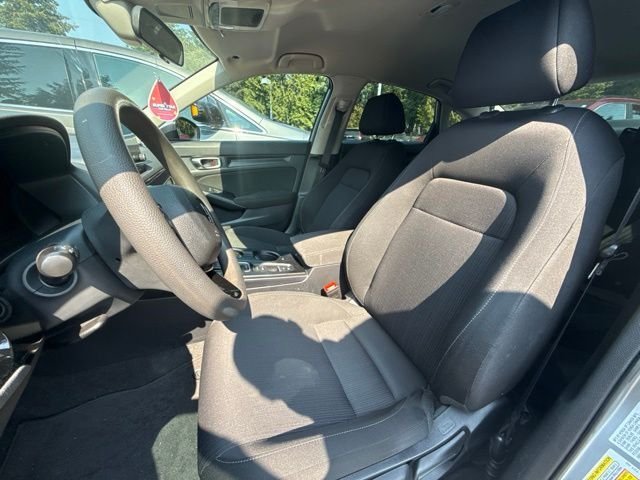 Used 2023 Lunar Silver Metallic Honda LX image 4