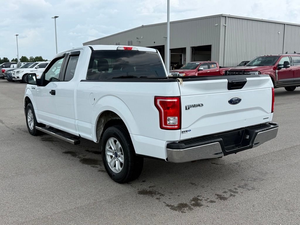 Used 2015 White Ford XLT image 17