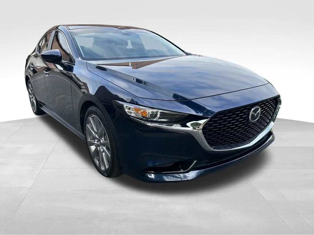 Used 2021 Blue Mazda Preferred image 9