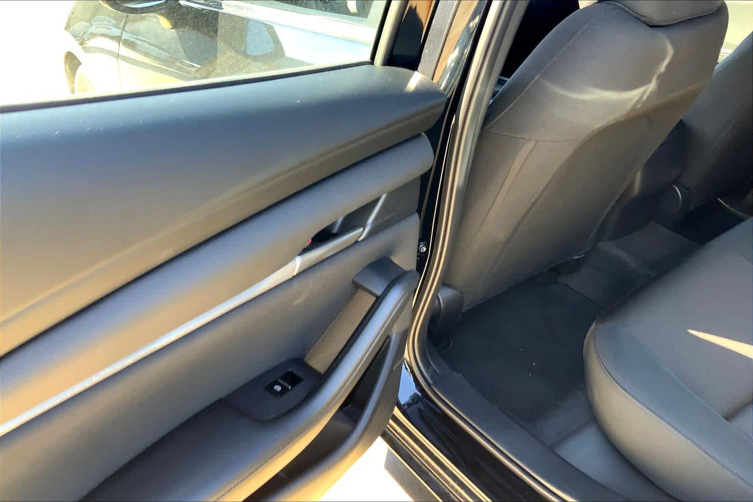 New 2025 Jet Black Mica Mazda 2.5 S image 18