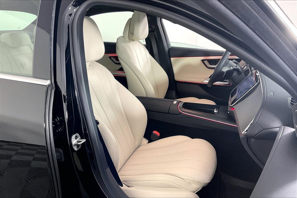 2026 Mercedes-Benz E-Class E450 - Photo 7