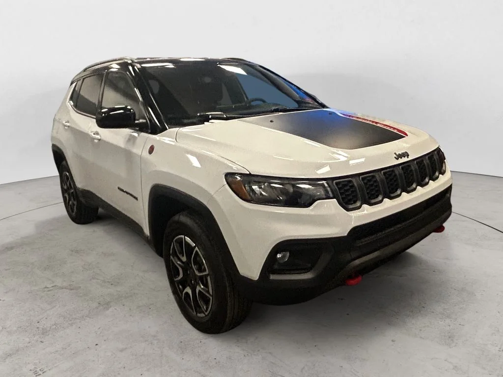 Used 2025 Bright White Jeep Trailhawk image 7