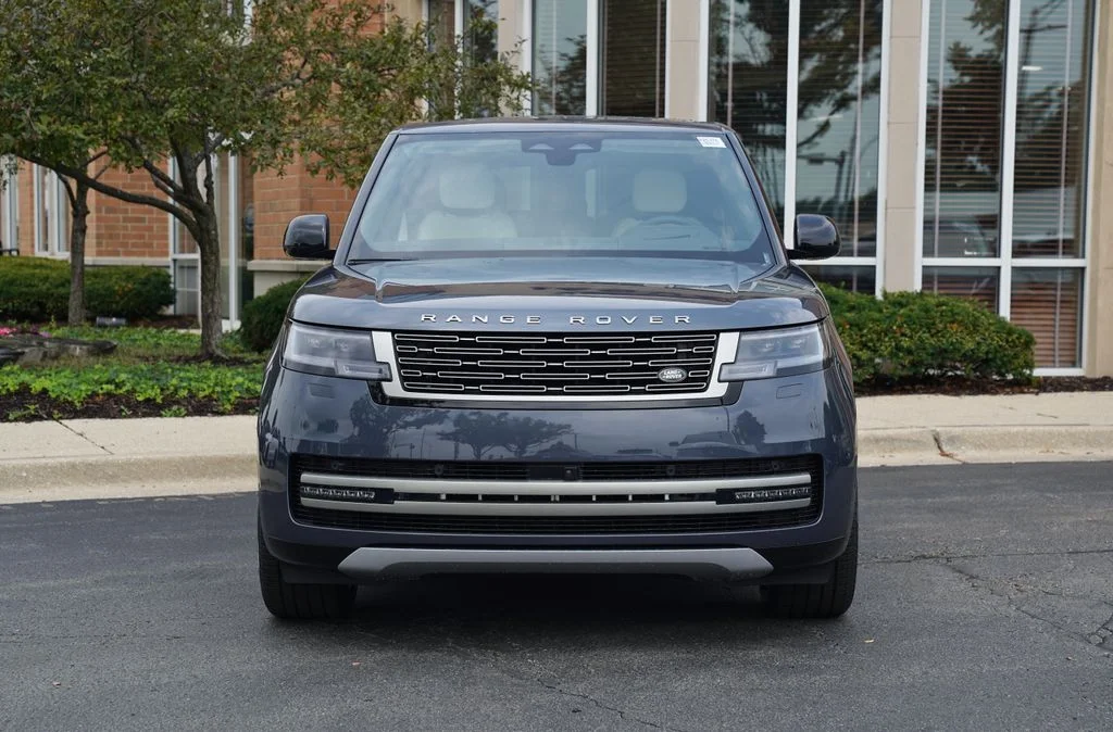 New 2026 Varesine Blue Land Rover SE image 4