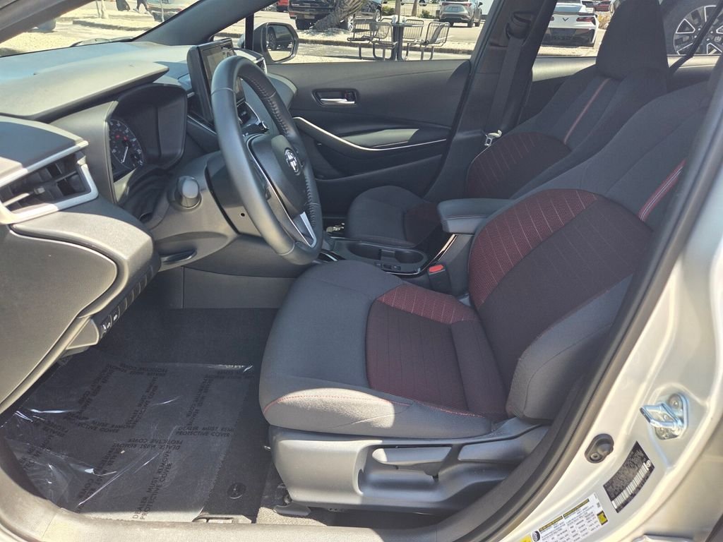 Used 2025 Silver Toyota SE image 4