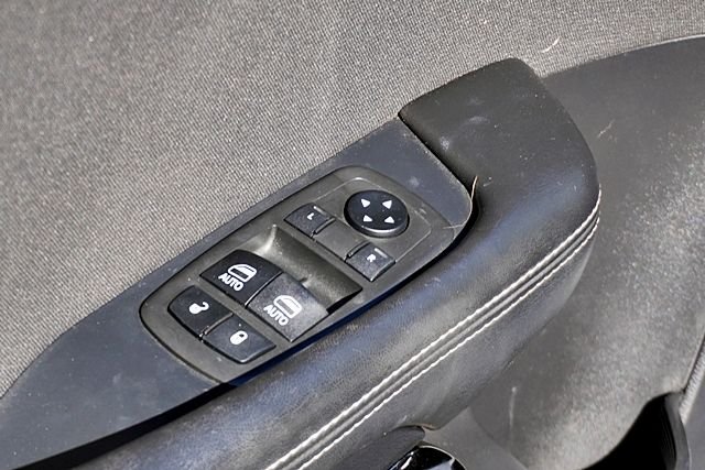 Used 2019 White Dodge SRT Hellcat Redeye image 19