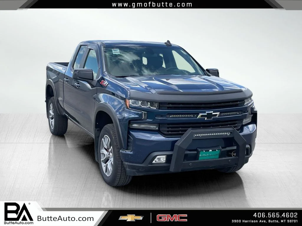 Used 2020 Northsky Blue Metallic Chevrolet RST image 1
