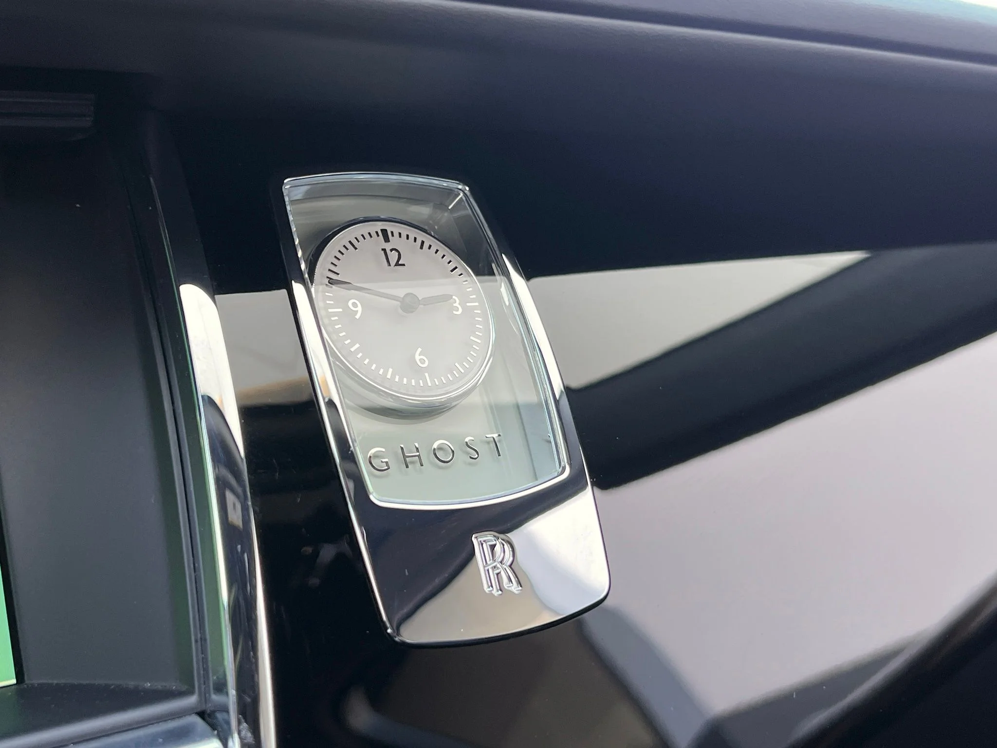 Used 2017 Black Rolls-Royce Base image 32