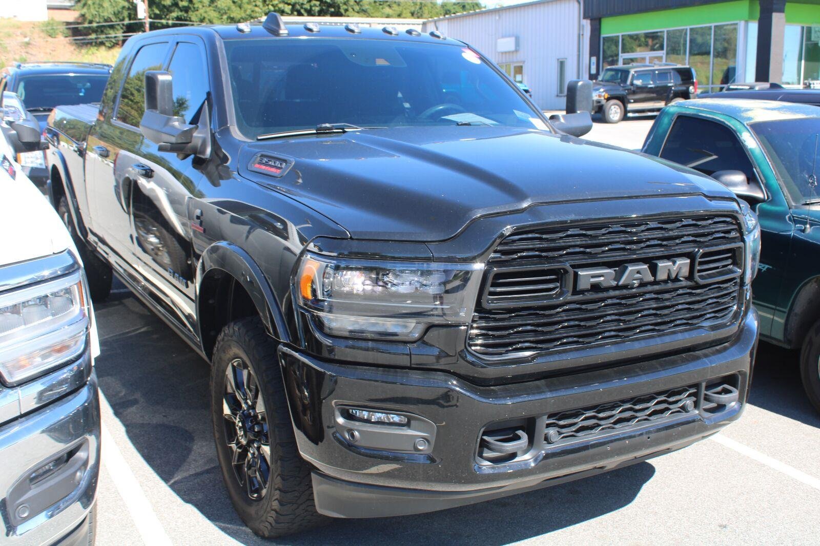Used 2021 Diamond Black Crystal Pearlcoat Ram Limited image 3