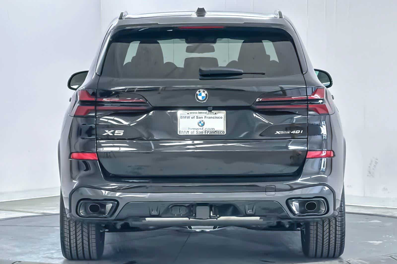 New 2026 Black Sapphire Metallic BMW xDrive40i image 7