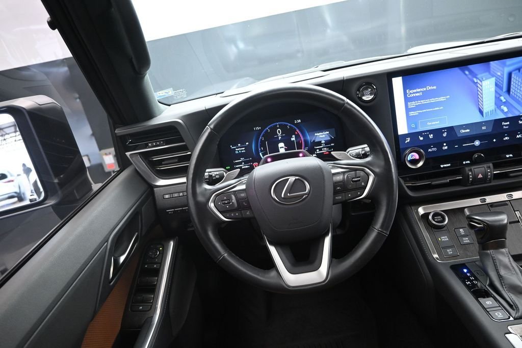 2024 Lexus GX Luxury - Photo 29