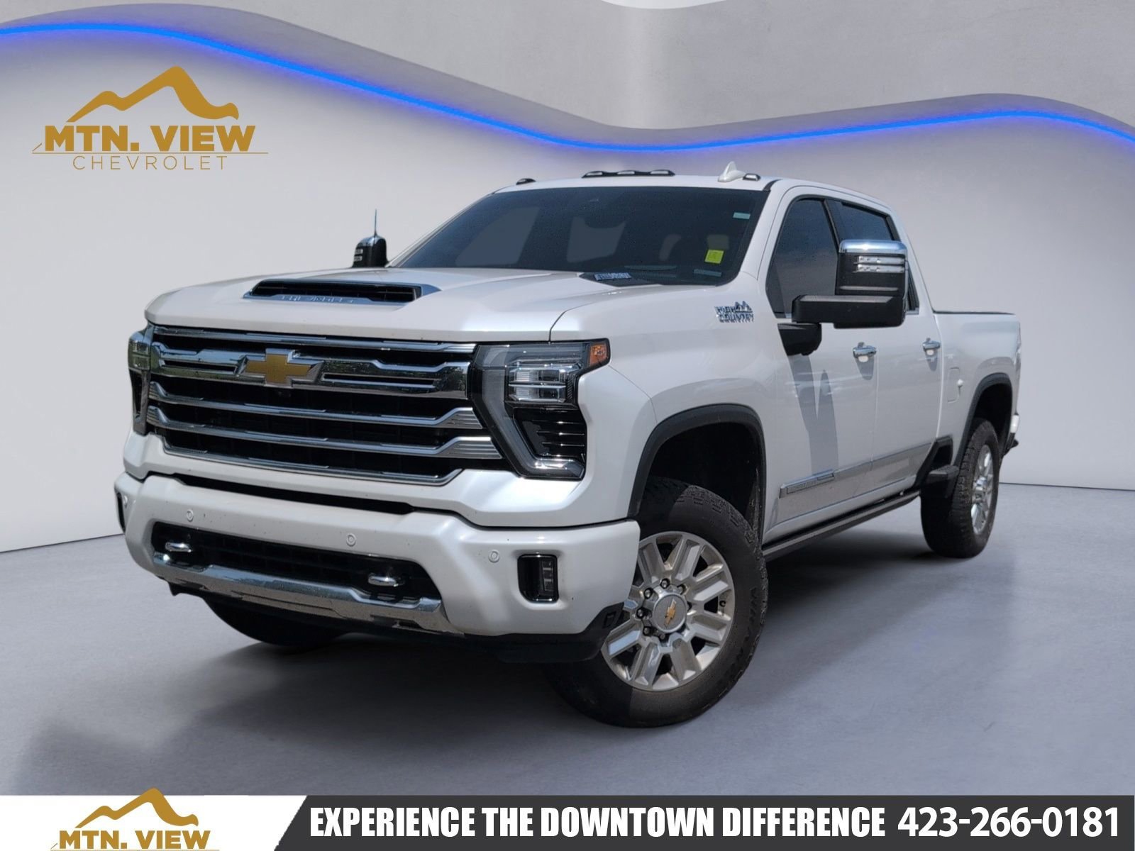 2024 Chevrolet Silverado HD High Country 4WD Crew Cab Standard Box's photo