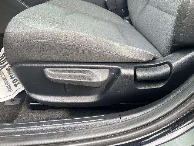 2025 Kia K4 LXS - Photo 16