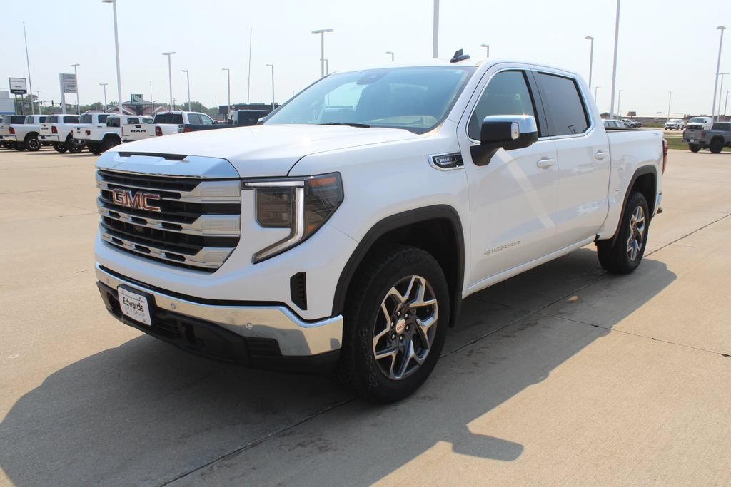 2026 GMC Sierra 1500 SLE - Photo 7