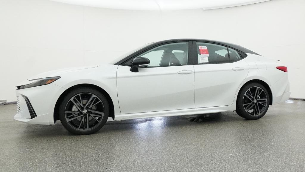 New 2026 Wind Chill Pearl with Midnight Black Metallic roof Toyota XSE image 20