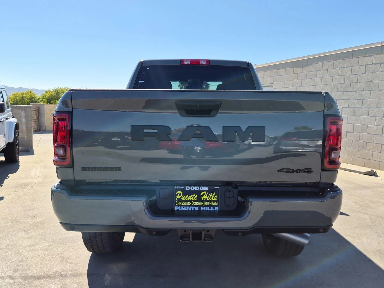 New 2026 Ceramic Gray Clear-Coat Exterior Paint RAM Big Horn image 5