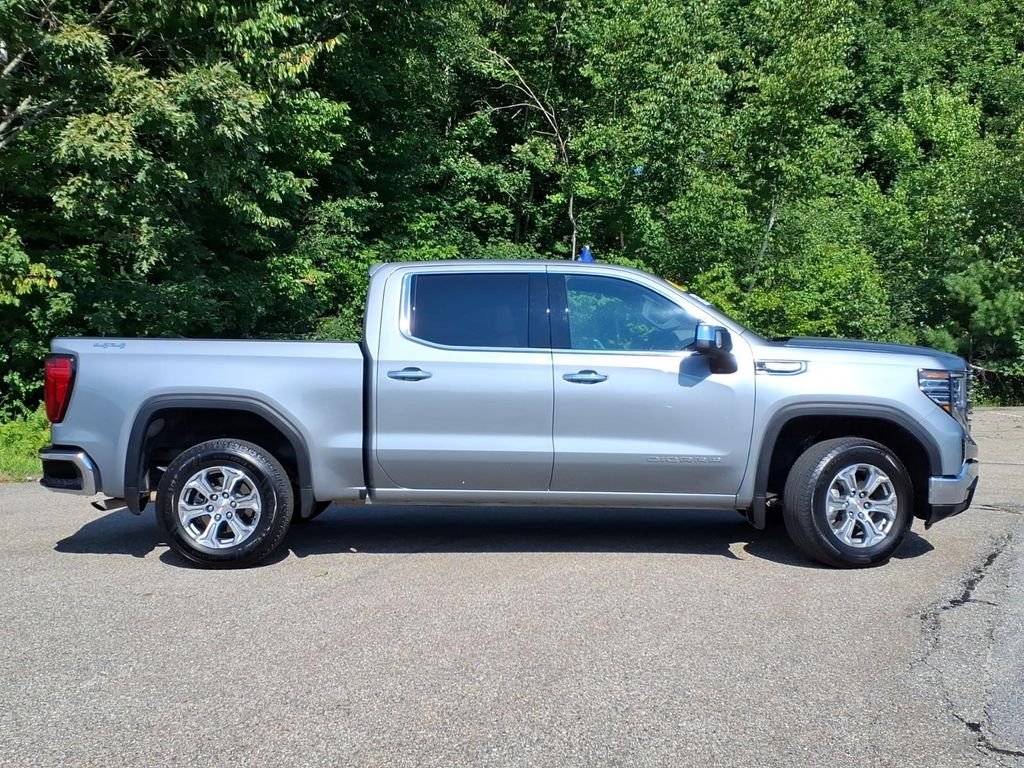 Certified Used 2025 Sterling GMC SLT image 3
