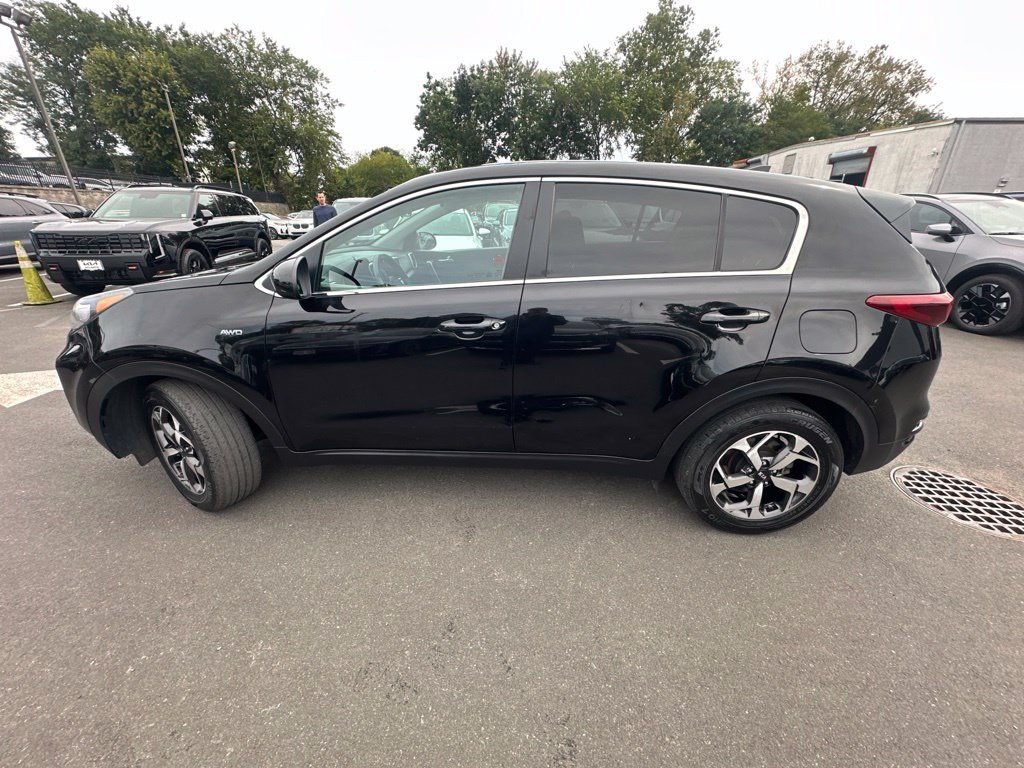 Certified Used 2022 Red Kia LX image 3