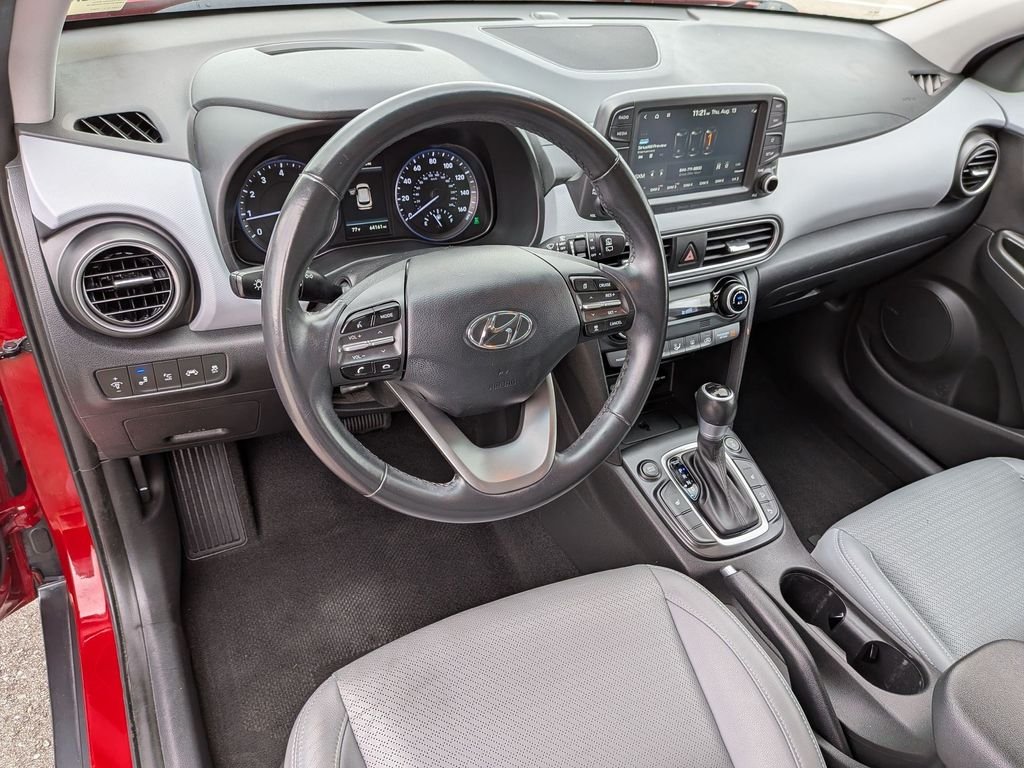 Used 2020 Red Hyundai Ultimate image 10
