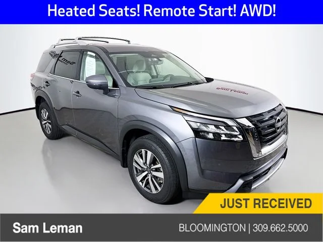 2025 Nissan Pathfinder SL