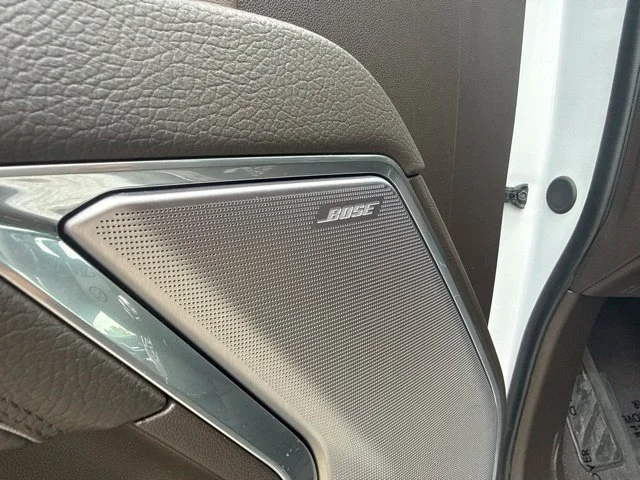 Used 2025 White GMC Denali image 27