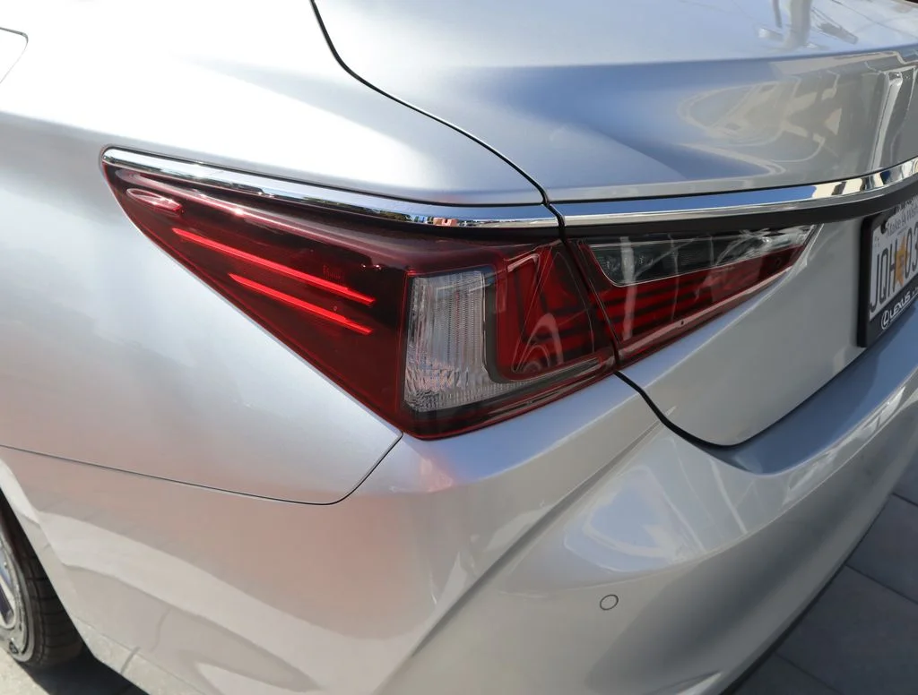 Used 2021 Silver Lexus 350 image 14