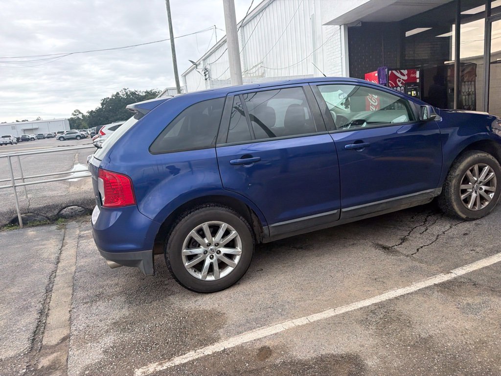 Used 2013 Blue Ford SEL image 17