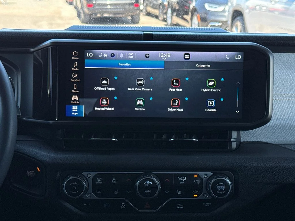 Used 2024 Green Jeep Sport S 4xe image 22