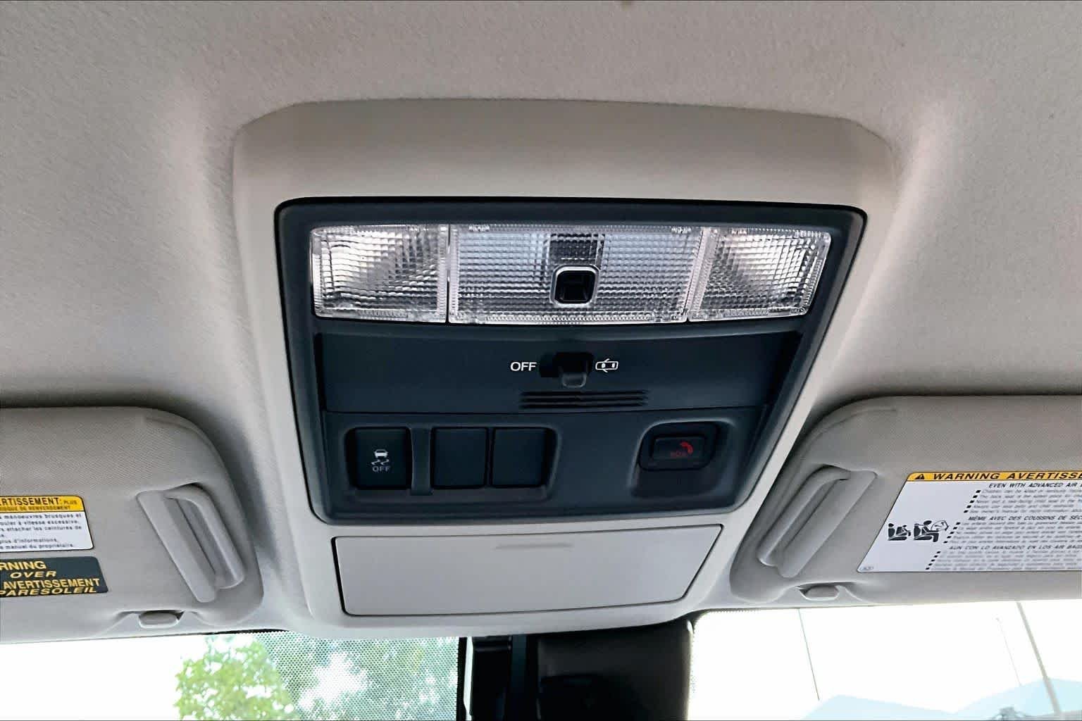 Used 2021 Super White Toyota SR5 image 31