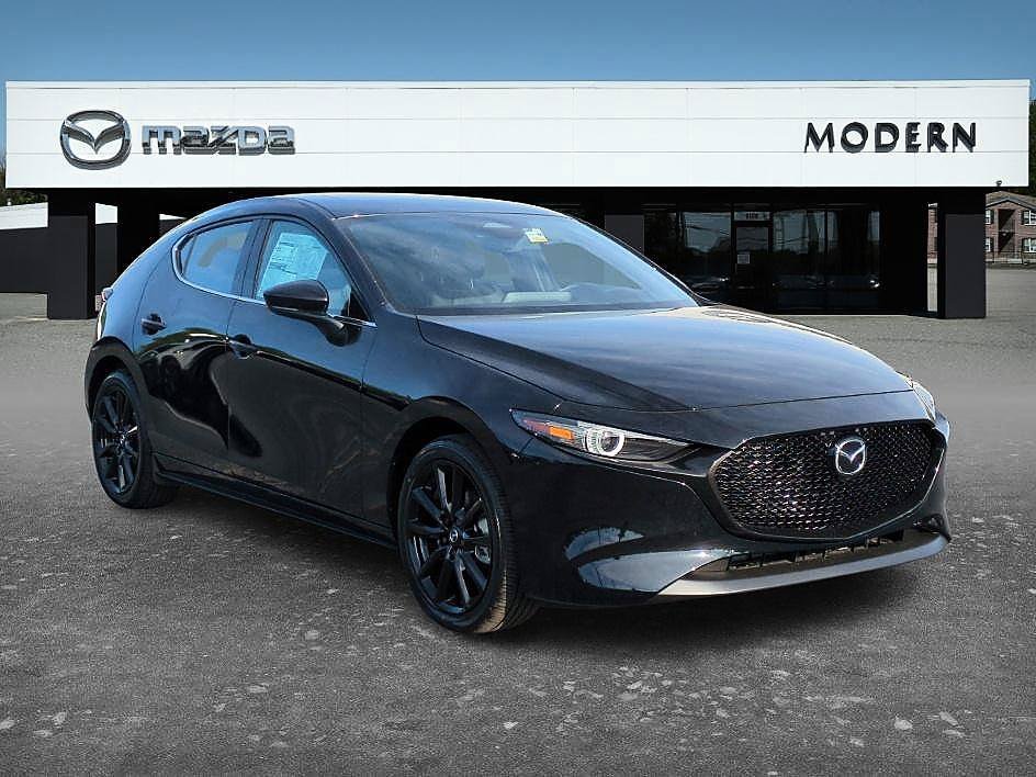 2026 Mazda Mazda3 Premium - Photo 3