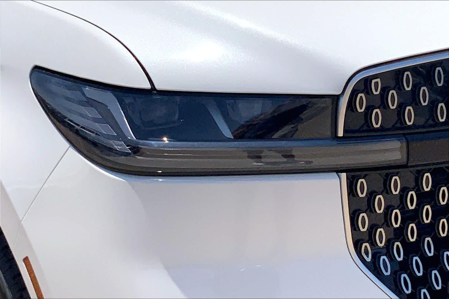 New 2026 Pristine White Metallic Tri-Coat Lincoln Premiere L image 13