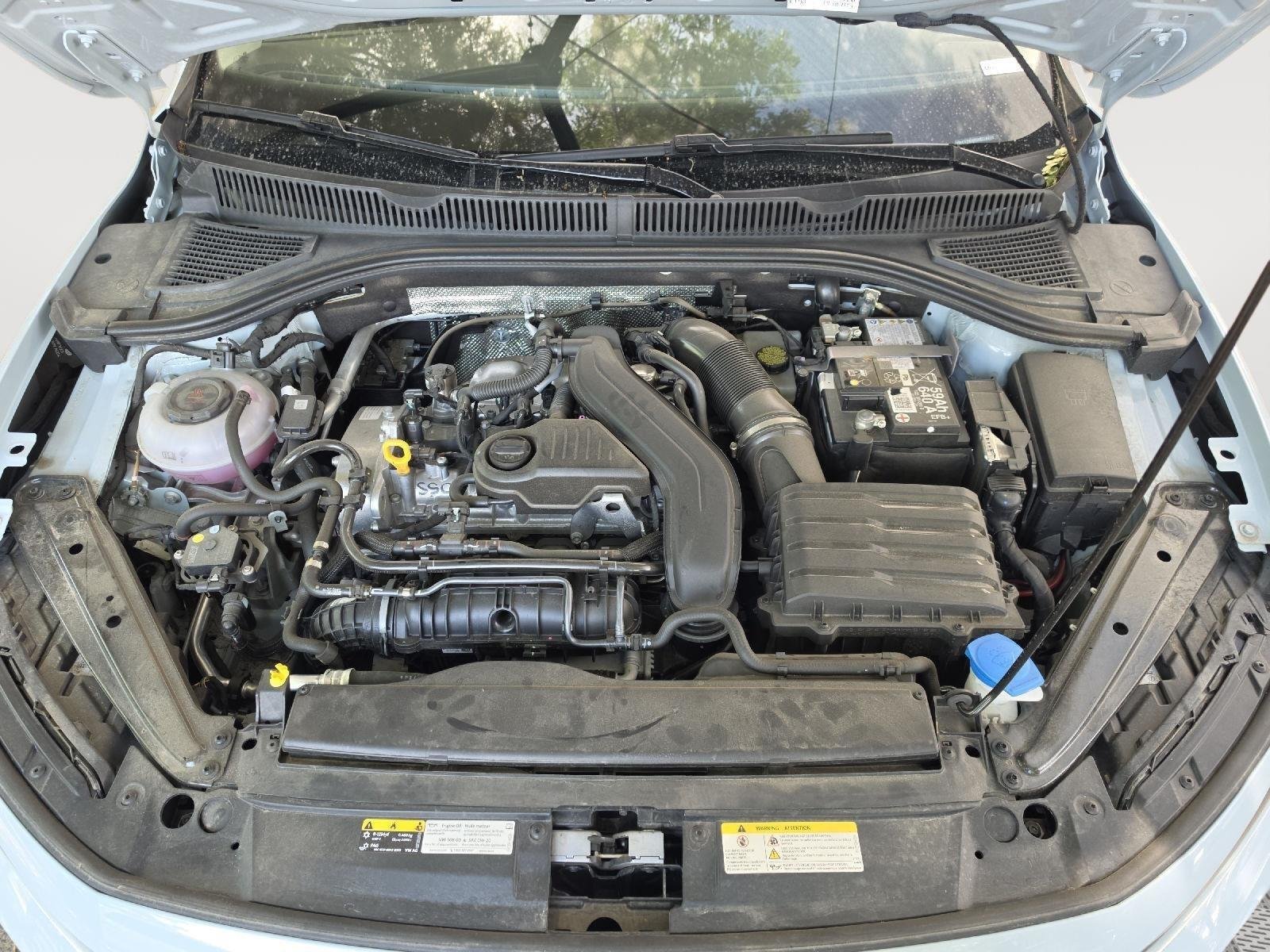 Used 2025 Monument Gray Volkswagen SE image 4