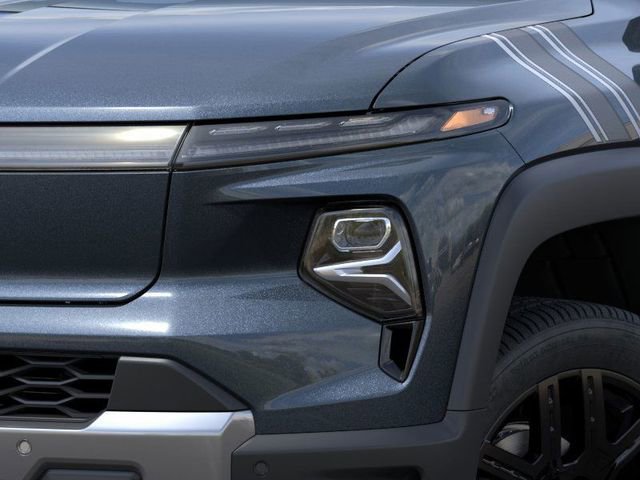 2026 Chevrolet Silverado EV LT - Photo 10