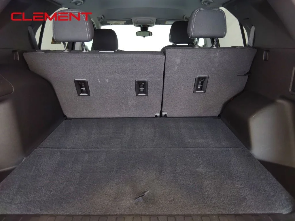 2022 Chevrolet Equinox LT - Photo 12
