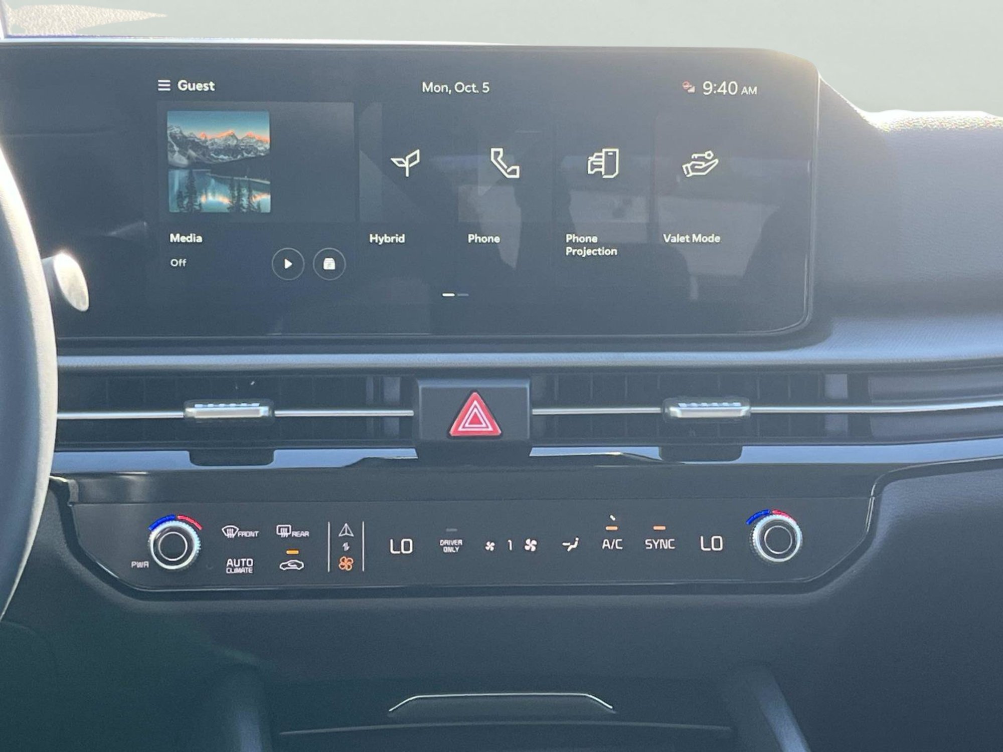 New 2027 Snow White Pearl Kia S image 12
